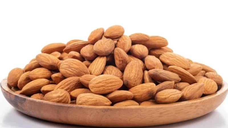 Best Premium Supreme-Sized Almonds For Your Snacking And Recipe