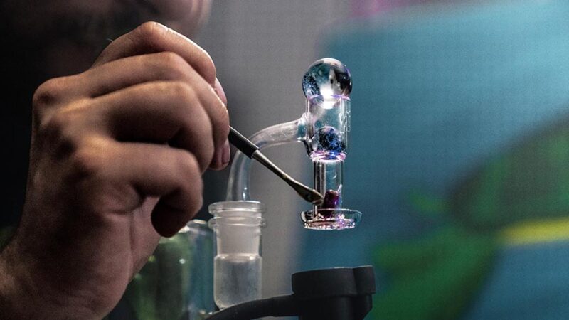 A Beginner’s Guide on How to Use a Dab Rig