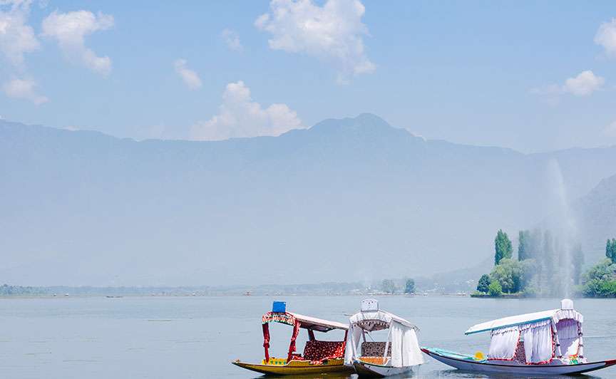 A Thorough Guide to Remarkable Kashmir Holiday Packages