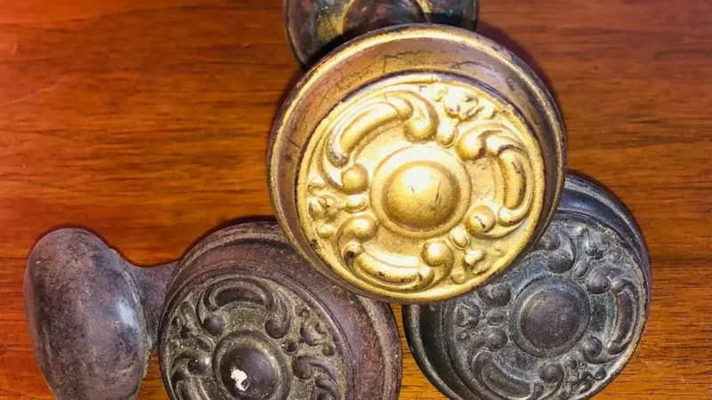 Elegance in Every Detail: Exploring the Brass Door Accessories